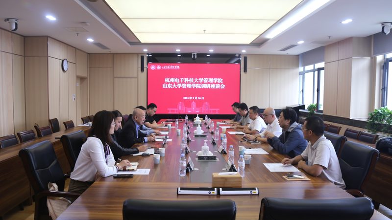 在挑选MOS管时，需要关注以下关键参数：